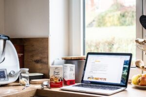 夏バテ対策にぴったりな火を使わないツナ缶レシピは？