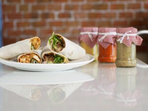 夏バテ対策にぴったりな蒸し鶏の簡単レシピは？